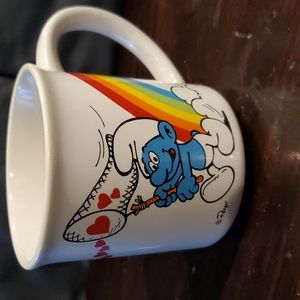 SMURFS - VINTAGE 1981 Smurfs coffee cup. Never used/Sat in cabinet